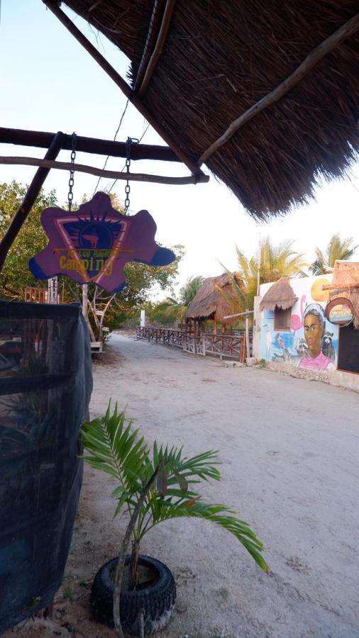 Casa De Los Santos Camping Y Eco Cabanas Isla Holbox Bagian luar foto