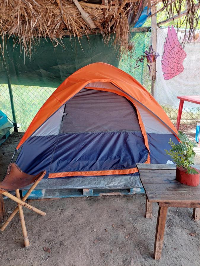 Casa De Los Santos Camping Y Eco Cabanas Isla Holbox Bagian luar foto