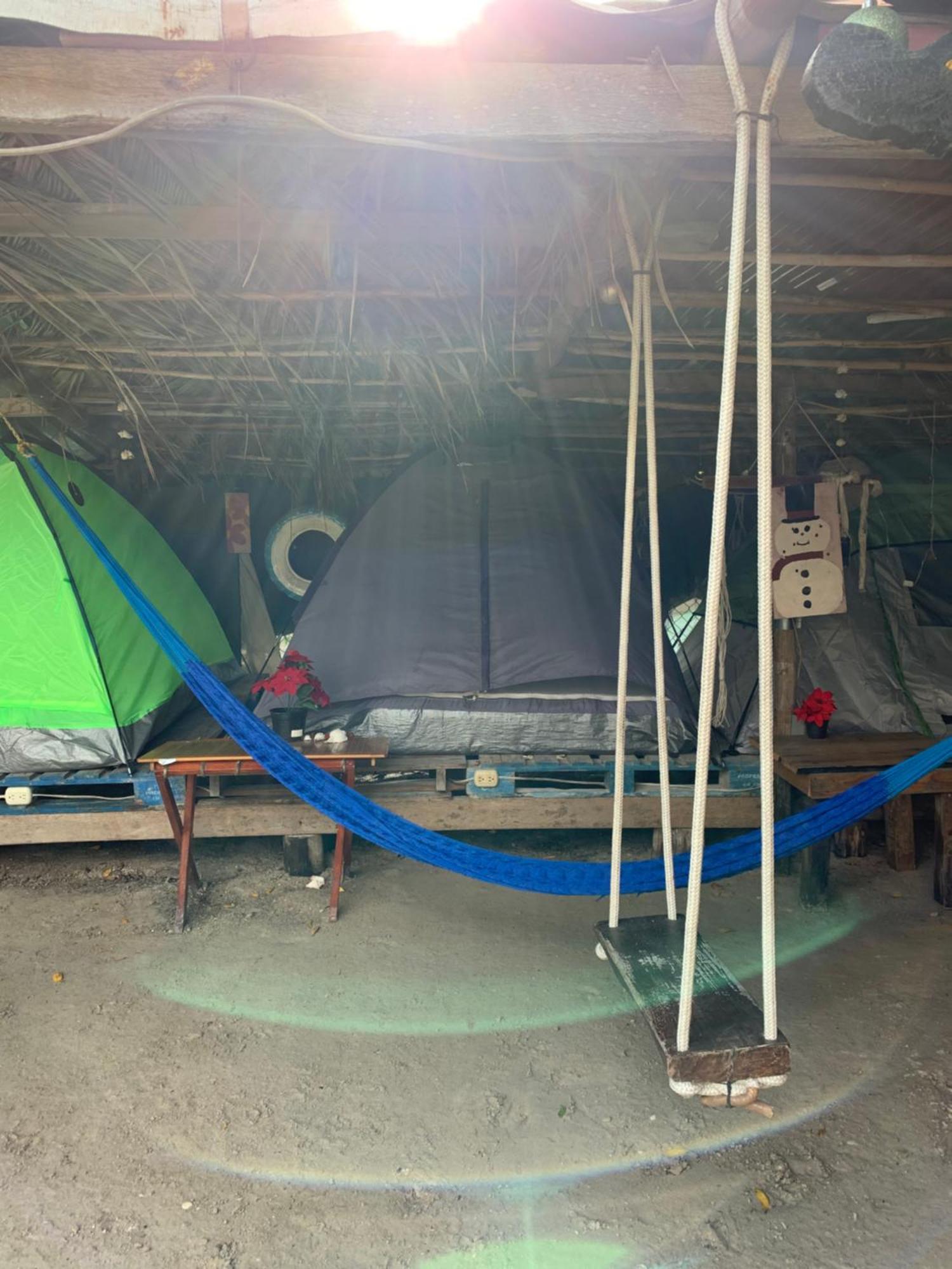Casa De Los Santos Camping Y Eco Cabanas Isla Holbox Bagian luar foto